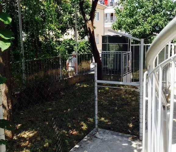 Nikolina Апартаменты